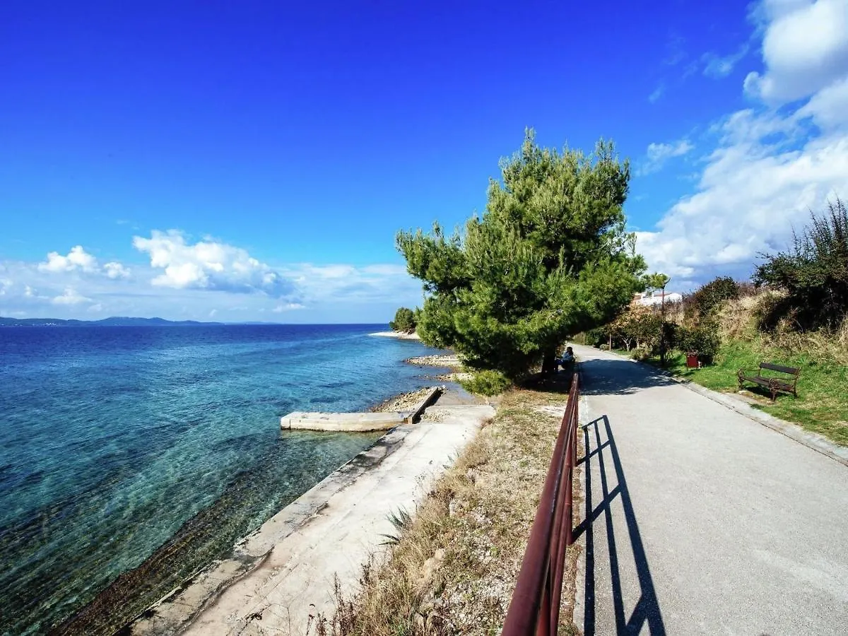 Luxurious Apartment In Zadar With Garden